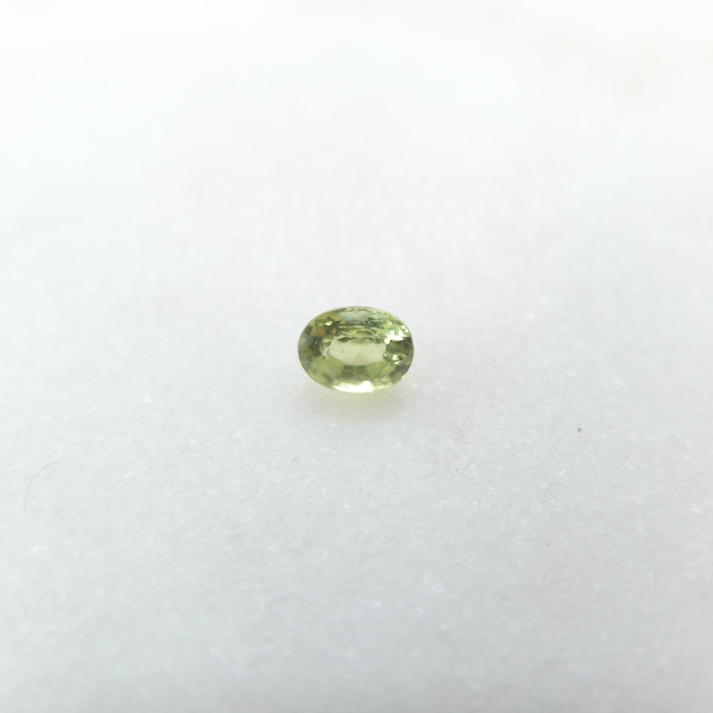 Zafiro Verde - 0.24 ct  - 4.05x3.1x1.7 mm