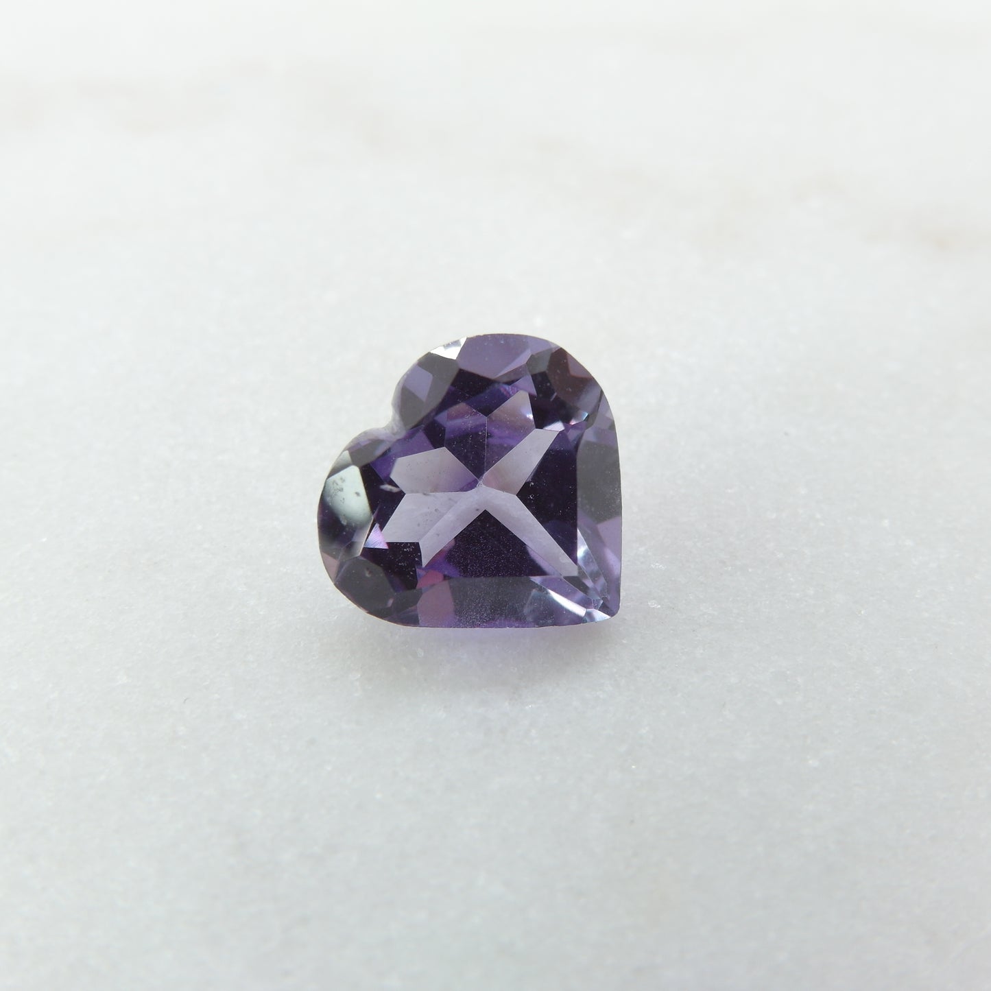 Zafiro Azul/morado - 1.5 ct  - 9.2x9 mm