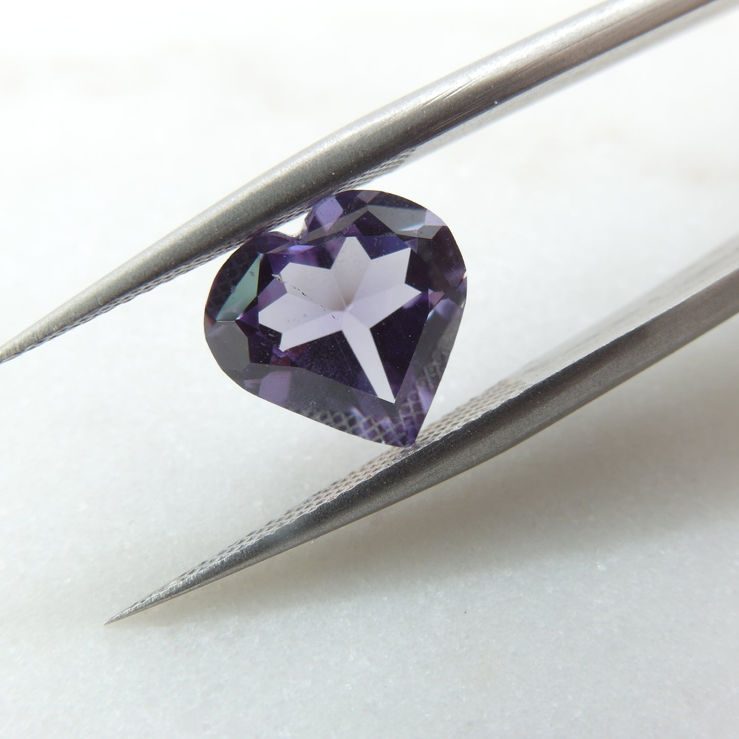 Zafiro Azul/morado - 1.5 ct  - 9.2x9 mm